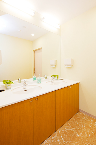 パウダールーム